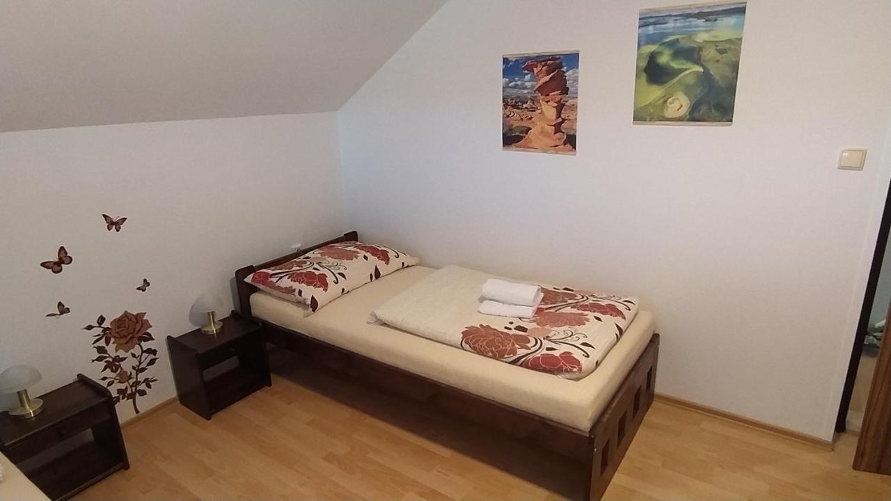 Apartman U Spycharu Bile Policany Extérieur photo