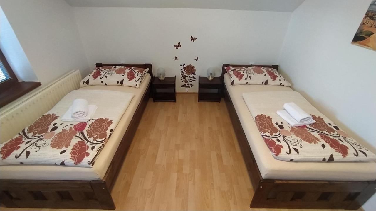 Apartman U Spycharu Bile Policany Extérieur photo
