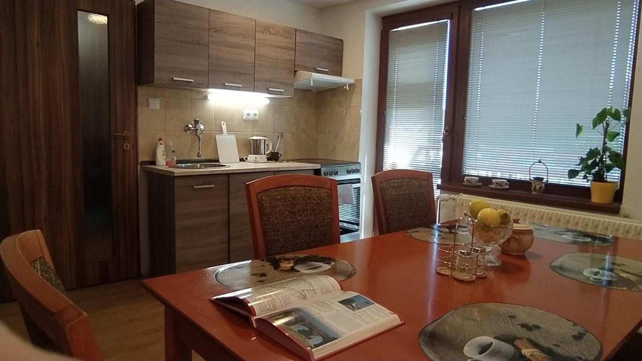 Apartman U Spycharu Bile Policany Extérieur photo